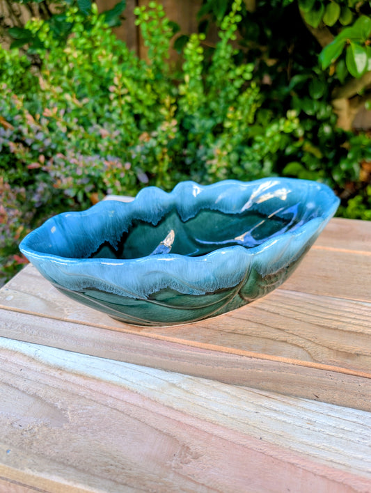 Vintage Hull Pottery Bowl F77 | Woodland Green Scalloped Art Pottery Centerpiece