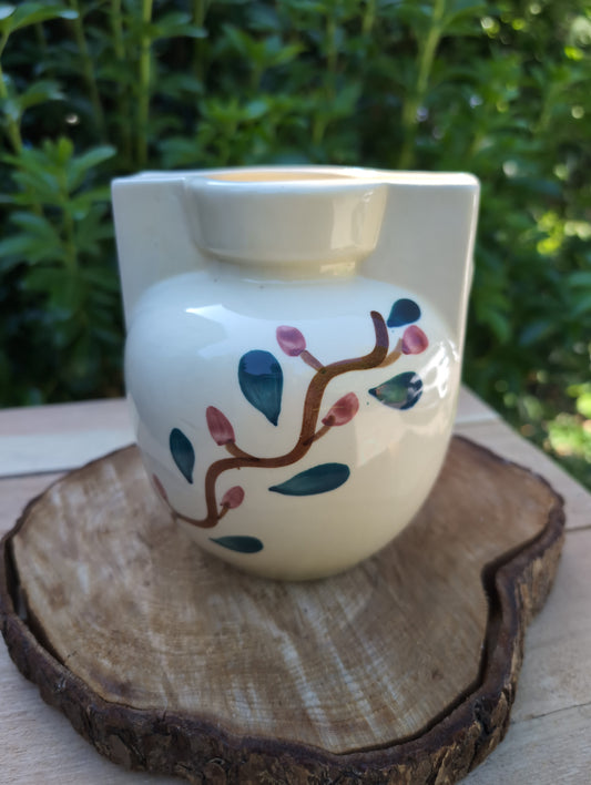 1940s vintage Purinton Pottery slipware vase - hand-painted red and green vine and floral motif - vory gloss glaze.