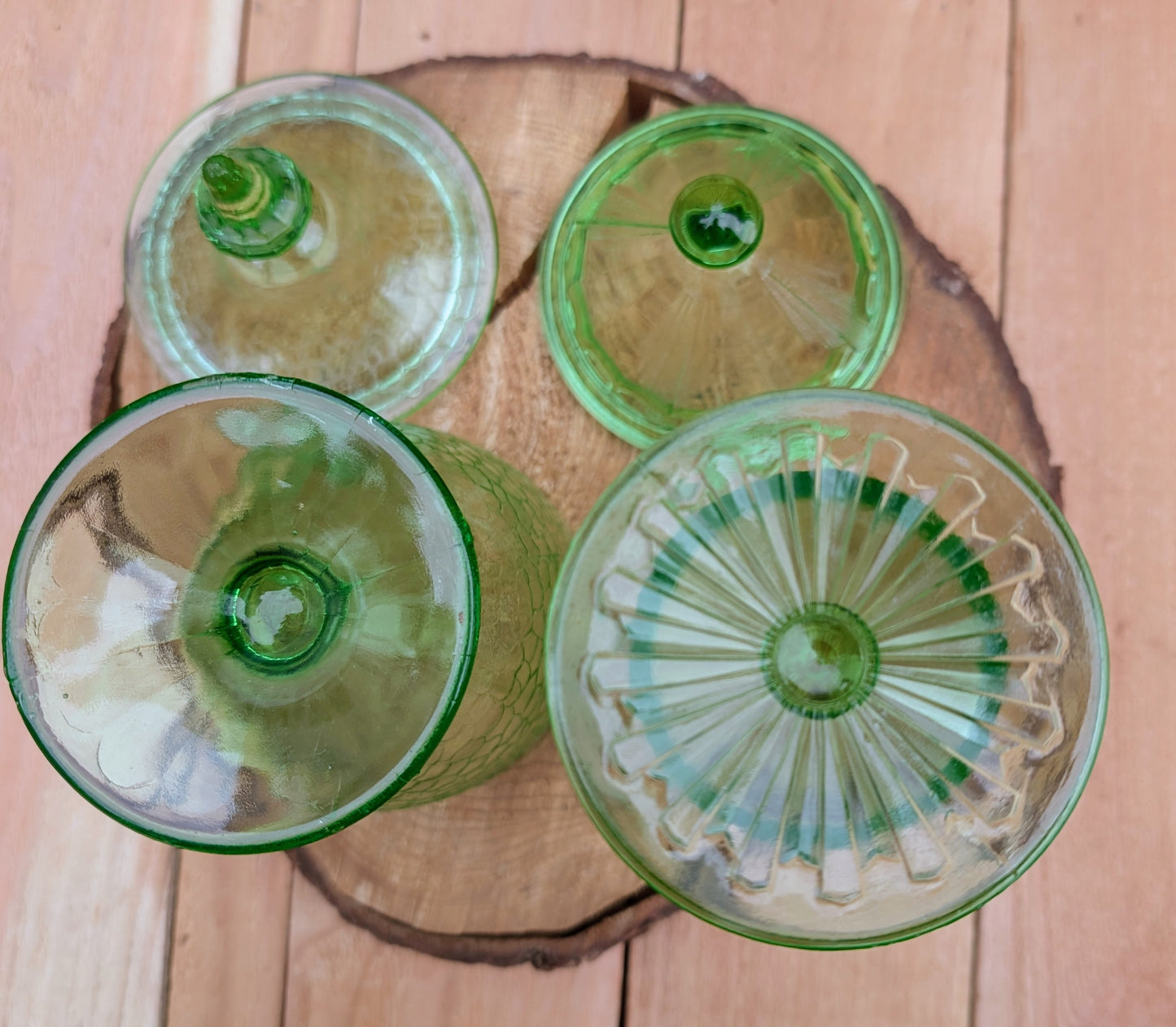 Two beautiful vintage emerald green covered pedestal candy dishes are offered in one convenient listing. Choose between a textured crackle glass design or an elegant Art Deco geometric pattern—each sold individually and carefully curated for collectors and vintage home décor enthusiasts.