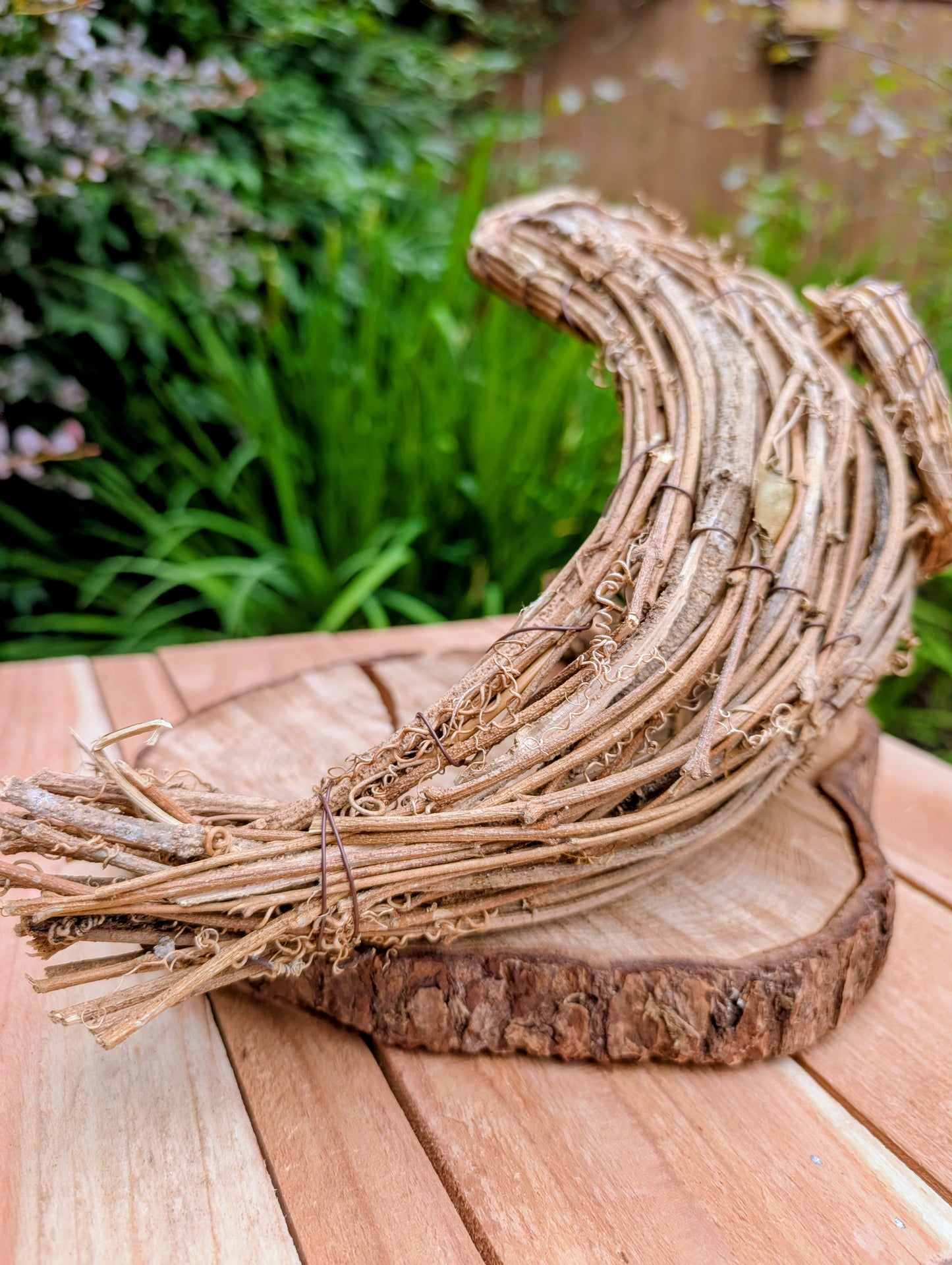 Bring the warmth of the harvest season into your home with this Napco Imports Natural Look Cornucopia. Crafted from natural grapevine and twigs over a sturdy wire frame, it makes a beautiful centerpiece for autumn decorating, seasonal displays, or rustic home décor.